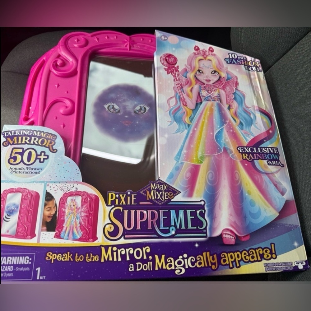 Pixie Supremes Magic mixie Mirror with Doll